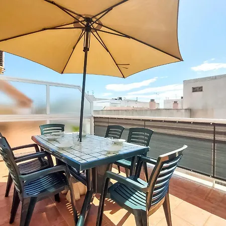 2 Bedroom Stunning Apartment In Moncofa *